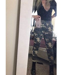 Camo pants
